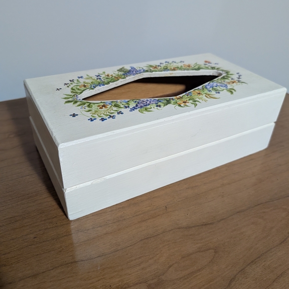 Vintage Wooden Hand-painted Tissue Box with Drawer. - Picture 3 of 5